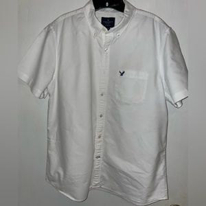 American Eagle Large white button down collar, button shirt.